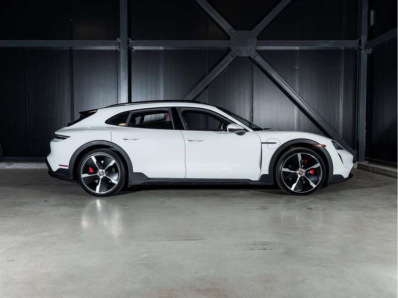 porsche Taycan 2022 - 9