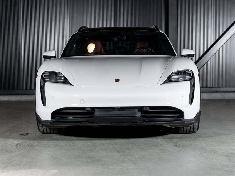 porsche Taycan 2022 - 10