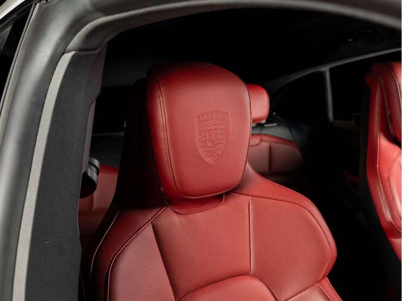 porsche Taycan 2022 - 14