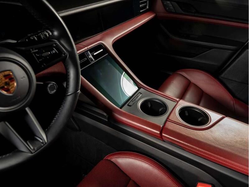 porsche Taycan 2022 - 24