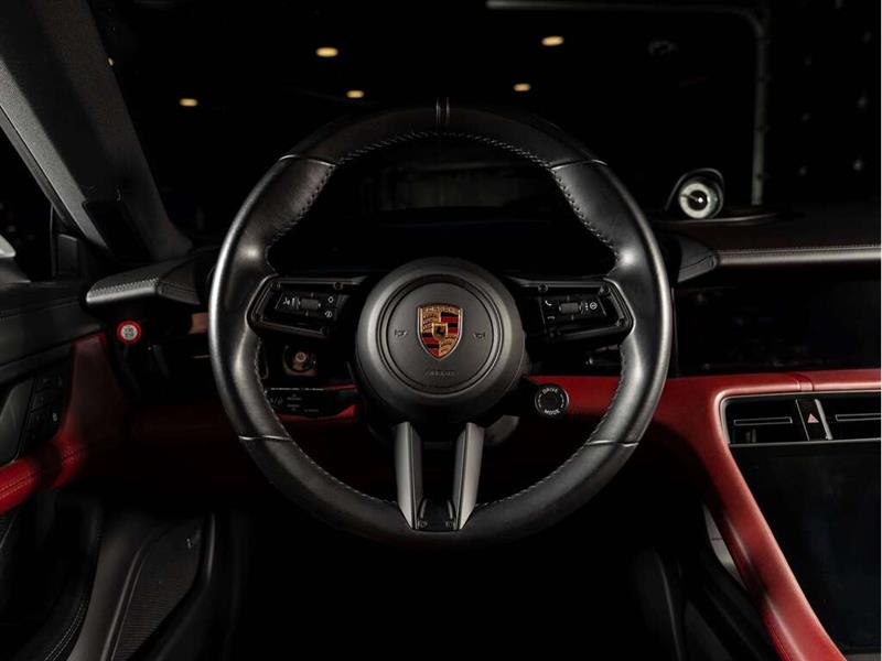 porsche Taycan 2022 - 25