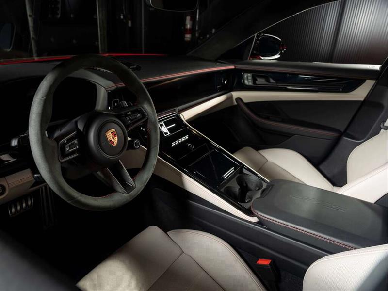 porsche Panamera 2025 - 4