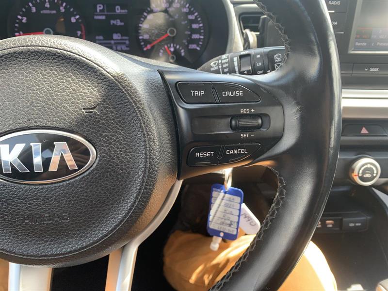 kia Rio 2020 - 19