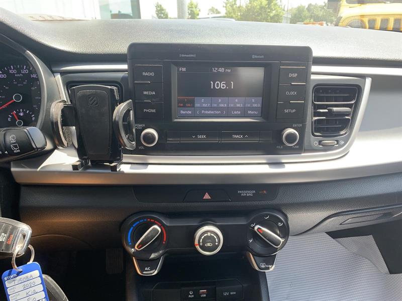 kia Rio 2020 - 22