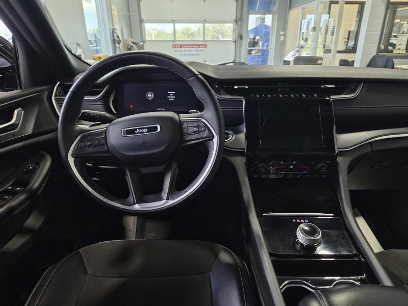 jeep Grand Cherokee 2023 - 11