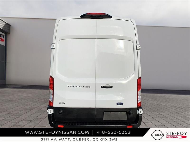 ford Transit Cargo Van 2024 - 3