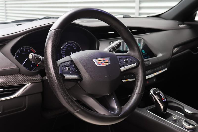 cadillac XT4 2020 - 11