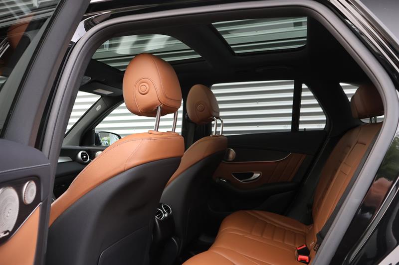 mercedes-benz GLC 2021 - 16