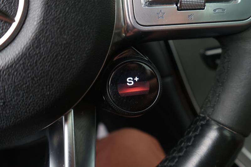 mercedes-benz GLC 2021 - 27