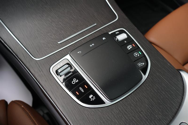 mercedes-benz GLC 2021 - 31