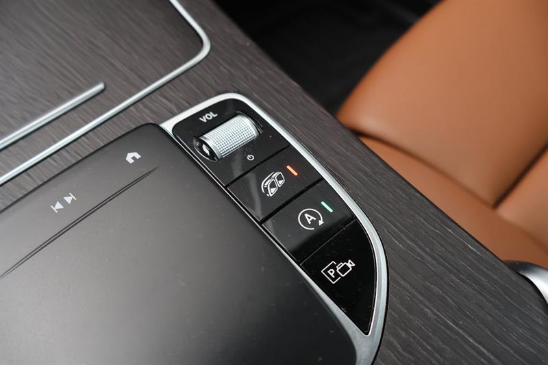 mercedes-benz GLC 2021 - 32