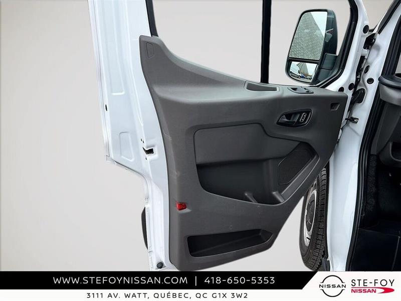 ford Transit fourgon utilitaire 2024 - 11