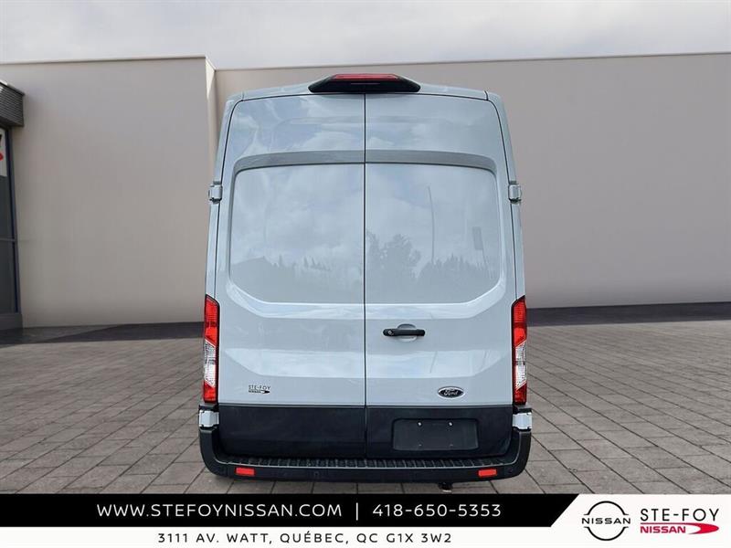 ford E-Transit Cargo Van 2022 - 3