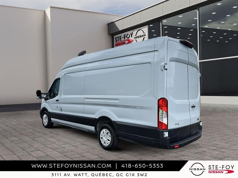 ford E-Transit Cargo Van 2022 - 4