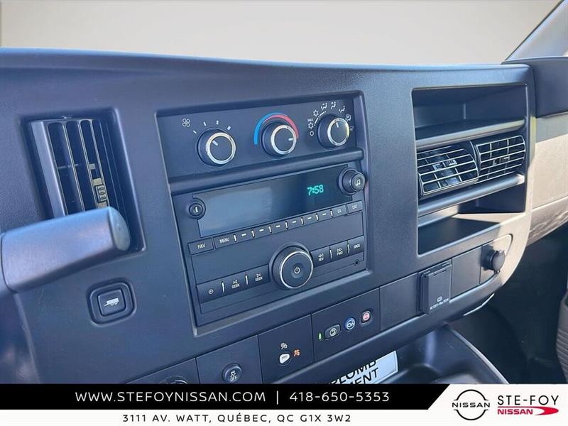 chevrolet Express Commercial Cutaway 2025 - 18