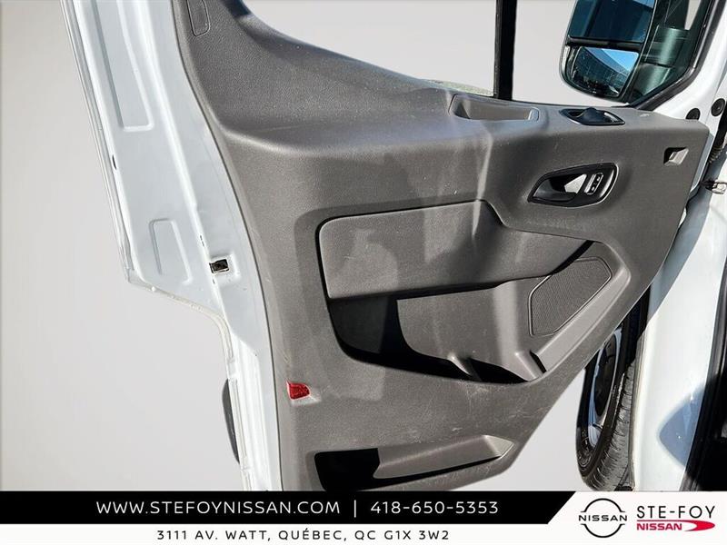 ford Transit Cargo Van 2023 - 11