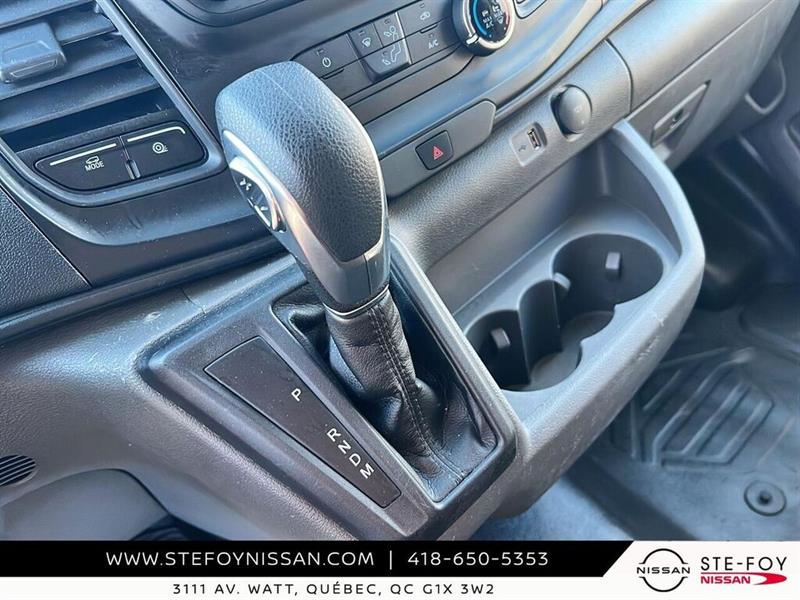 ford Transit fourgon utilitaire 2024 - 15