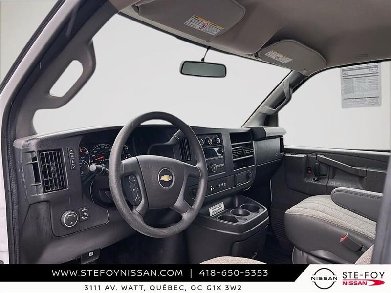 chevrolet Express Commercial Cutaway 2025 - 10