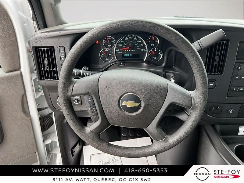 chevrolet Express Commercial Cutaway 2025 - 12
