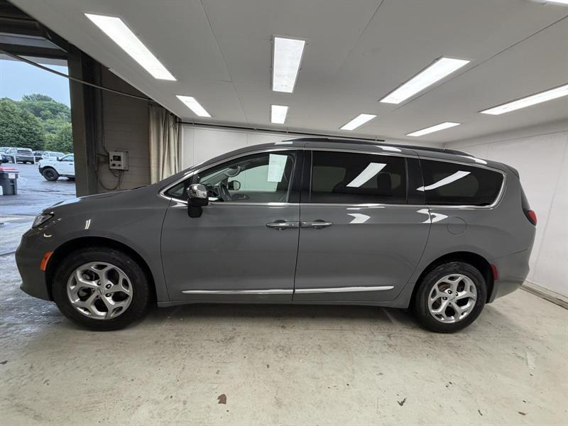 chrysler Pacifica 2023 - 8