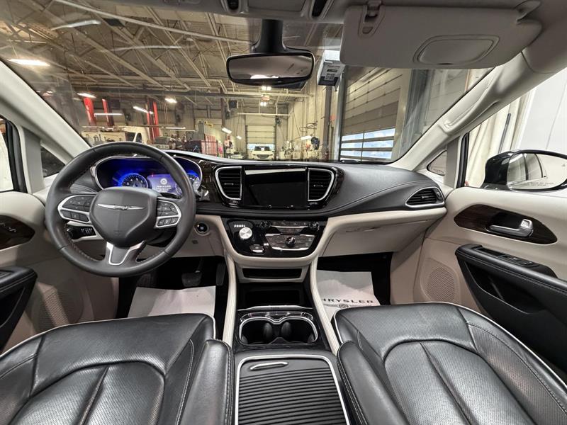 chrysler Pacifica 2023 - 14