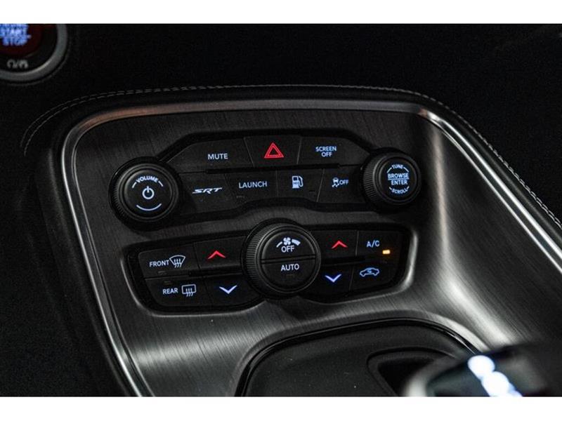 dodge Challenger 2018 - 24