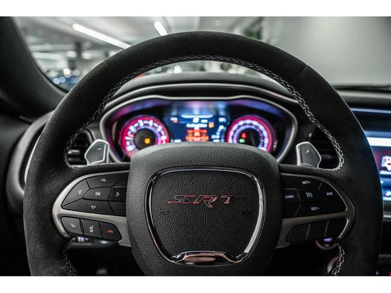 dodge Challenger 2018 - 26