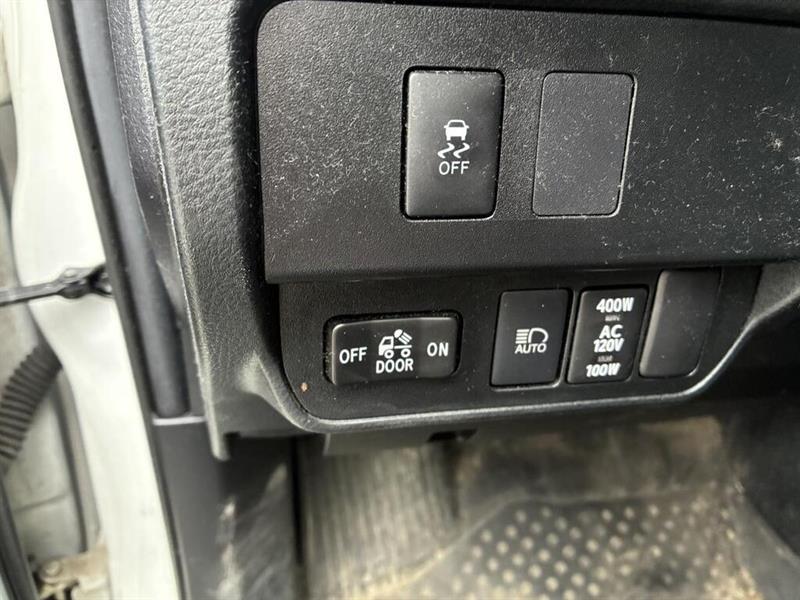 toyota Tacoma 2022 - 8