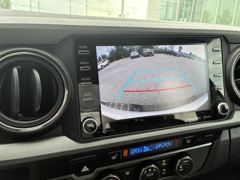 toyota Tacoma 2022 - 16