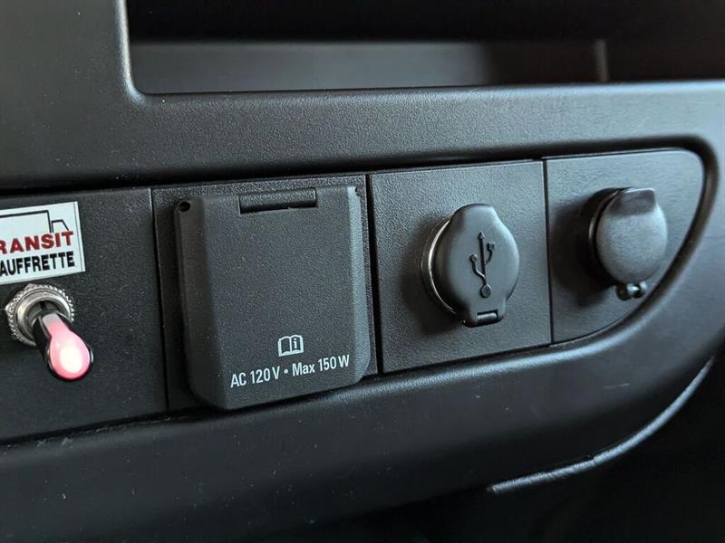 gmc Savana 2023 - 14