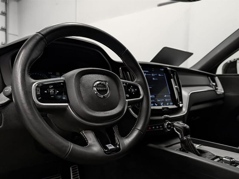 volvo XC60 2020 - 7