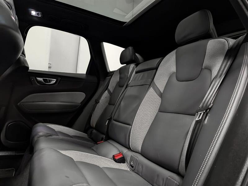 volvo XC60 2020 - 10