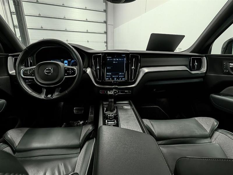 volvo XC60 2020 - 11