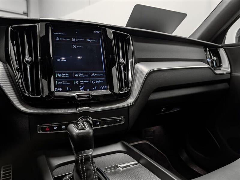 volvo XC60 2020 - 12