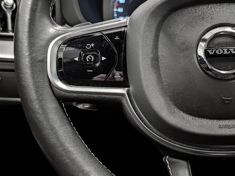 volvo XC60 2020 - 19