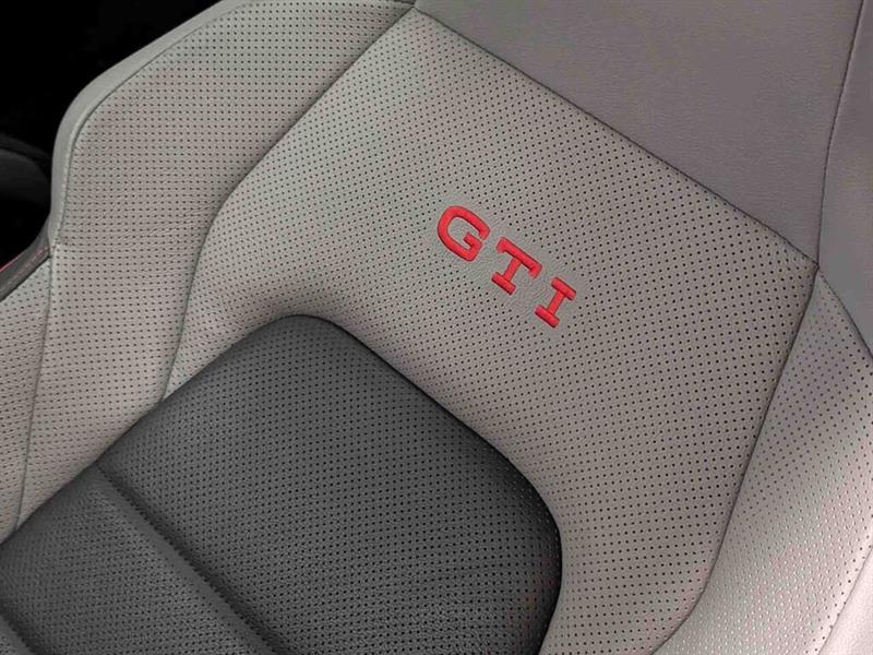volkswagen Golf GTI 2023 - 15
