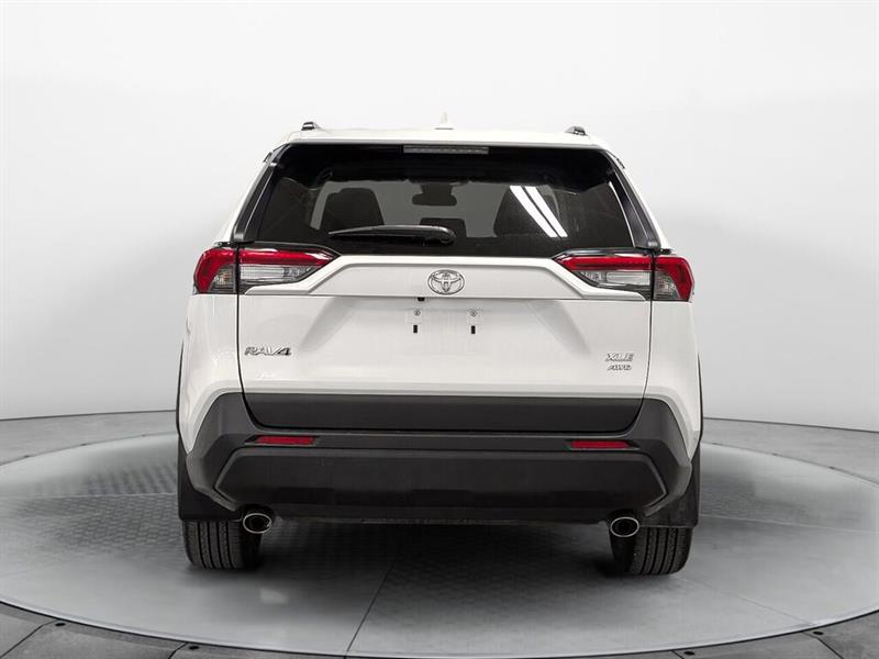 toyota RAV4 2022 - 4