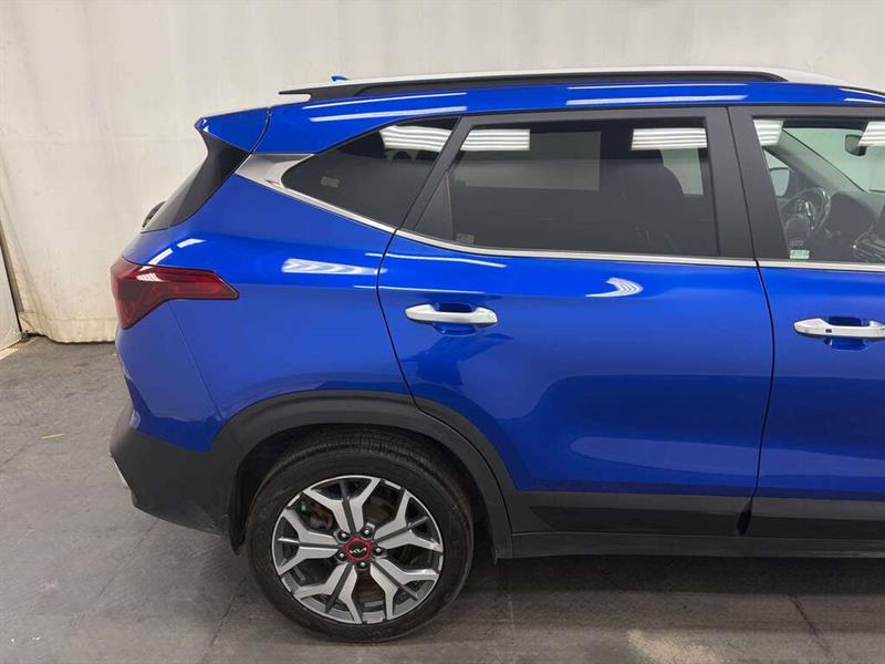 kia Seltos 2023 - 12