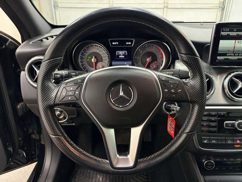 mercedes-benz GLA 2015 - 18
