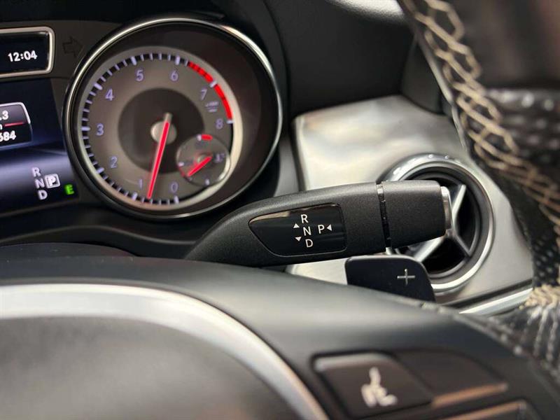 mercedes-benz GLA 2015 - 23