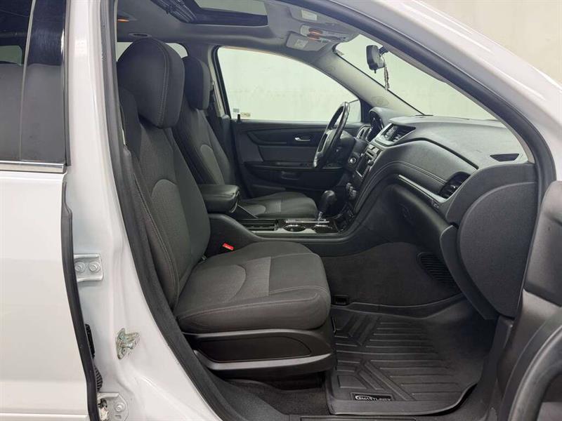 chevrolet Traverse 2017 - 32