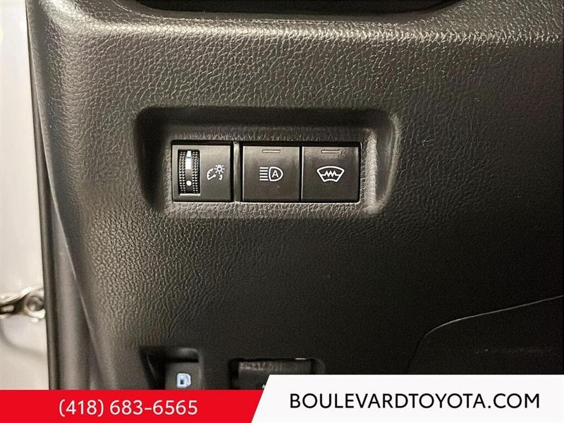 toyota RAV4 2023 - 11