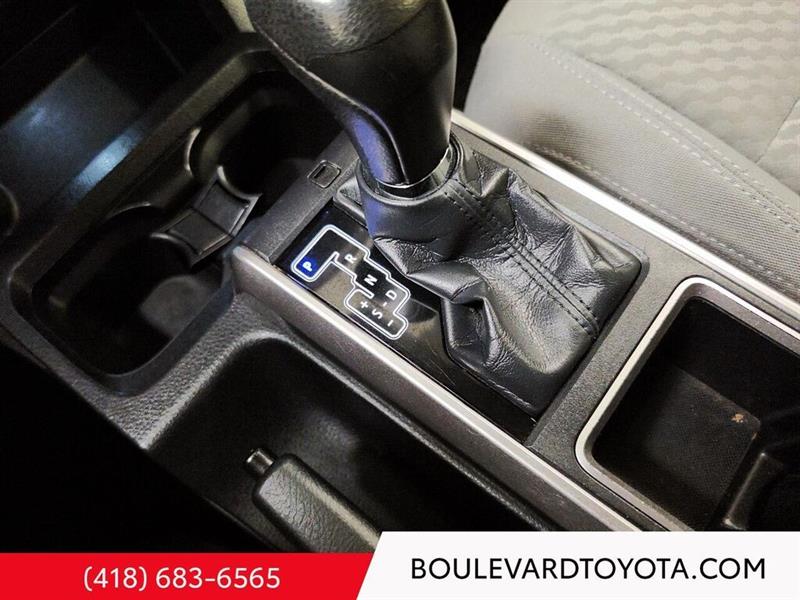 toyota Tacoma 2022 - 16