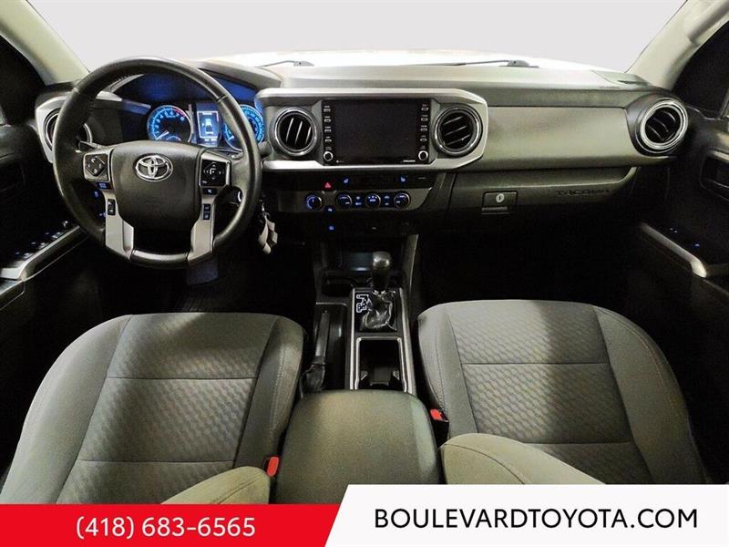 toyota Tacoma 2022 - 17