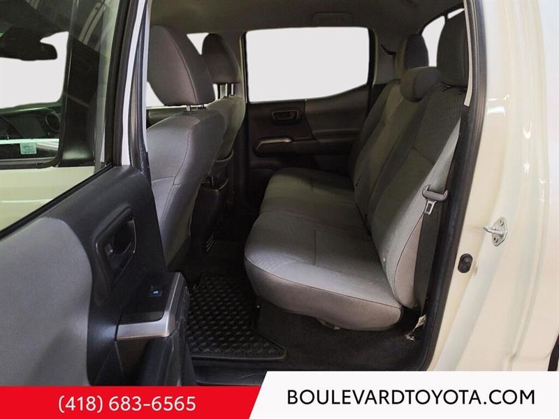toyota Tacoma 2022 - 18
