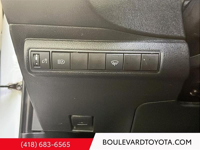 toyota Corolla 2022 - 11