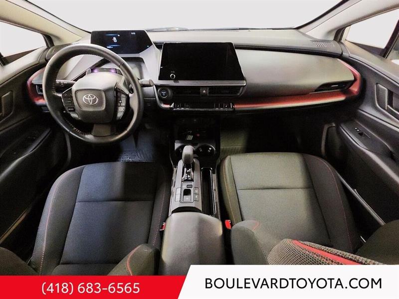 toyota Prius Plug-In Hybrid 2025 - 17