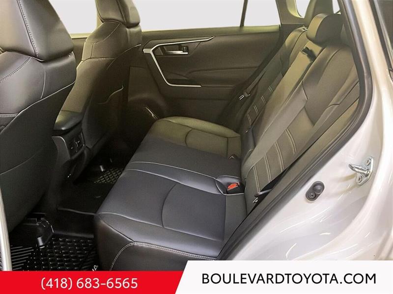 toyota RAV4 2025 - 19