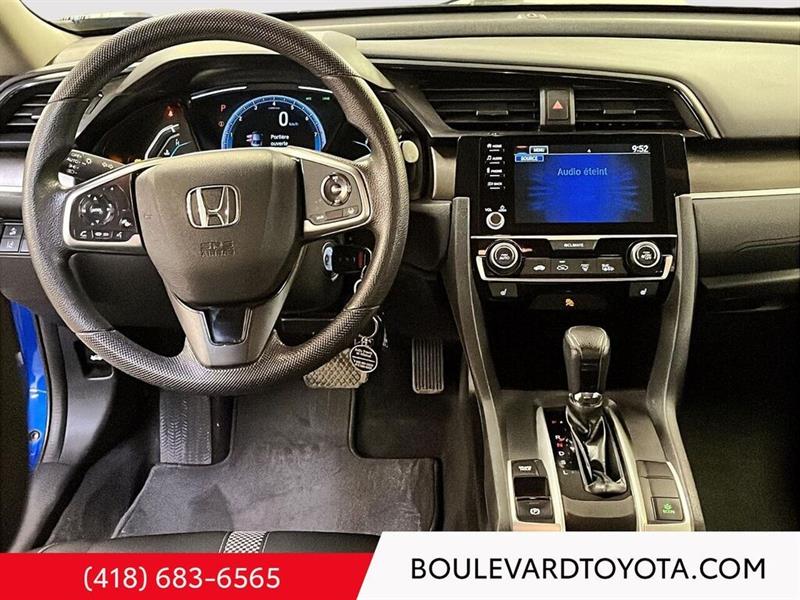 honda Civic Sedan 2019 - 16