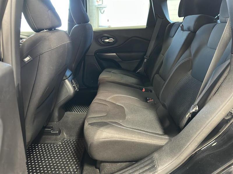 jeep Cherokee 2021 - 14
